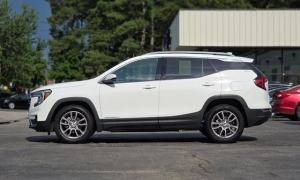 Used 2024  GMC Terrain AWD 4dr SLT at Auto Direct near Zebulon&comma; NC