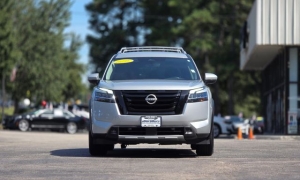 Used 2023  Nissan Pathfinder SL 4WD at Auto Direct near Zebulon&comma; NC