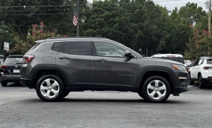 Used 2018 Jeep Compass 4d SUV 4WD Latitude at Auto Direct near Zebulon, NC