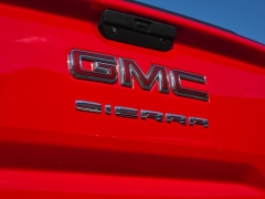 Used 2021  GMC Sierra 1500 4WD Double Cab 147" Elevation w&sol;3SB at Auto Direct near Zebulon&comma; NC