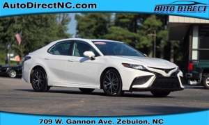 Used 2024  Toyota Camry SE Auto at Auto Direct near Zebulon&comma; NC