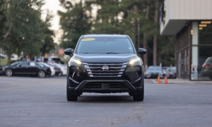 Used 2025  Nissan Rogue FWD SV at Auto Direct near Zebulon&comma; NC