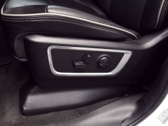 Used 2024  Ram 1500 4WD Laramie Crew Cab 5'7" Box at Auto Direct near Zebulon&comma; NC