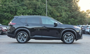Used 2025  Nissan Rogue FWD SV at Auto Direct near Zebulon&comma; NC