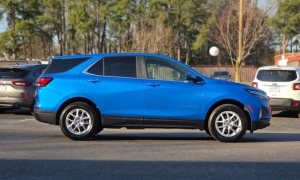 Used 2024  Chevrolet Equinox AWD 4dr LT w&sol;1LT at Auto Direct near Zebulon&comma; NC