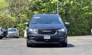 Used 2023 Chrysler Pacifica Limited FWD at Auto Direct near Zebulon, NC