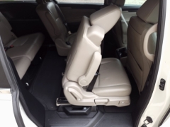 Used 2018 Honda Odyssey 4d Wagon Touring at Auto Direct near Zebulon, NC