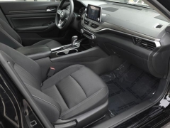 Used 2024  Nissan Altima 2&period;5 SV Sedan at Auto Direct near Zebulon&comma; NC