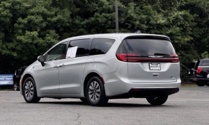 Used 2023 Chrysler Pacifica Hybrid Touring L FWD at Auto Direct near Zebulon, NC