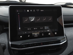 Used 2024  Jeep Compass Latitude 4x4 at Auto Direct near Zebulon&comma; NC