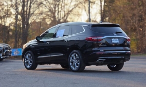 Used 2021  Buick Enclave FWD 4dr Avenir at Auto Direct near Zebulon&comma; NC