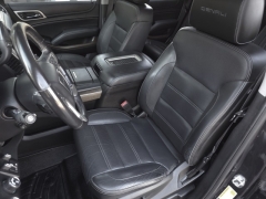 Used 2018  GMC Yukon 4d SUV 4WD Denali at Auto Direct near Zebulon, NC