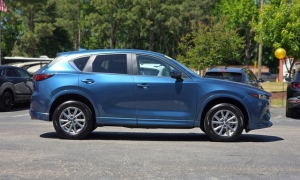Used 2024  Mazda CX-5 2&period;5 S Select Package AWD at Auto Direct near Zebulon&comma; NC