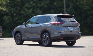 Used 2025  Nissan Rogue AWD SV at Auto Direct near Zebulon&comma; NC