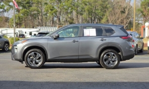 Used 2024  Nissan Rogue FWD SV at Auto Direct near Zebulon&comma; NC