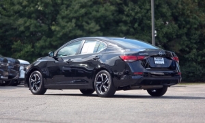 Used 2025  Nissan Sentra SV CVT at Auto Direct near Zebulon&comma; NC
