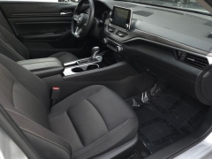 Used 2024  Nissan Altima 2&period;5 SV Sedan at Auto Direct near Zebulon&comma; NC