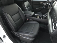 Used 2025  Chevrolet Traverse FWD 4dr LT w&sol;1LT at Auto Direct near Zebulon&comma; NC