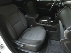 Used 2023  Chevrolet Traverse AWD 4dr LT Cloth w&sol;1LT at Auto Direct near Zebulon&comma; NC