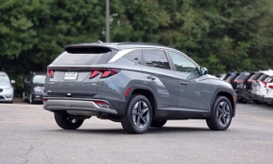 Used 2025  Hyundai Tucson SEL AWD at Auto Direct near Zebulon&comma; NC