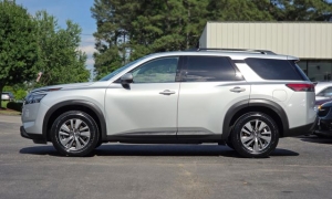 Used 2024  Nissan Pathfinder SV 2WD at Auto Direct near Zebulon&comma; NC