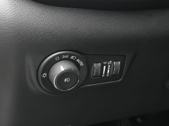 Used 2024  Jeep Compass Latitude 4x4 at Auto Direct near Zebulon&comma; NC
