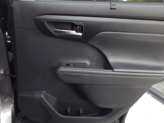 Used 2022  Toyota Highlander XLE FWD at Auto Direct near Zebulon, NC