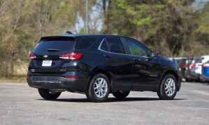 Used 2022  Chevrolet Equinox AWD 4dr LT w&sol;1LT at Auto Direct near Zebulon&comma; NC