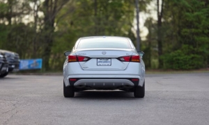 Used 2024  Nissan Altima 2&period;5 SV Sedan at Auto Direct near Zebulon&comma; NC