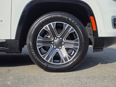 Used 2024  Jeep Wagoneer Series II 4x2 at Auto Direct near Zebulon&comma; NC