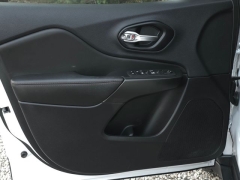 Used 2022  Jeep Cherokee Trailhawk 4x4 at Auto Direct near Zebulon&comma; NC