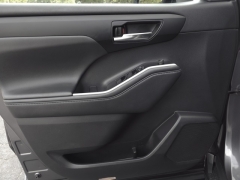 Used 2022  Toyota Highlander XLE FWD at Auto Direct near Zebulon, NC