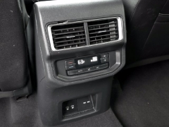 Used 2025  Volkswagen Atlas 2&period;0T SE w&sol;Technology FWD at Auto Direct near Zebulon&comma; NC