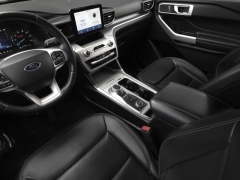 Used 2022  Ford Explorer XLT 4WD at Auto Direct near Zebulon&comma; NC