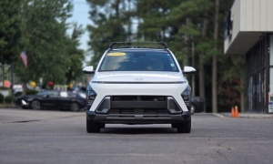 Used 2024  Hyundai Kona Limited FWD at Auto Direct near Zebulon&comma; NC