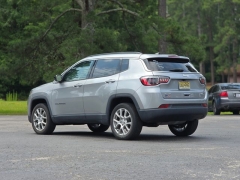 Used 2022  Jeep Compass Latitude Lux 4x4 at Auto Direct near Zebulon&comma; NC