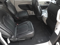 Used 2024  Chrysler Pacifica Touring L FWD at Auto Direct near Zebulon&comma; NC