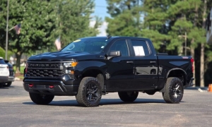 Used 2025  Chevrolet Silverado 1500 4WD Crew Cab 147" Custom Trail Boss at Auto Direct near Zebulon&comma; NC
