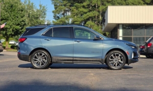 Used 2024  Chevrolet Equinox FWD 4dr RS at Auto Direct near Zebulon&comma; NC