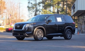 Used 2024  Nissan Pathfinder SV 2WD at Auto Direct near Zebulon&comma; NC