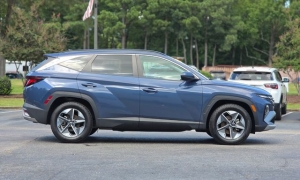 Used 2025  Hyundai Tucson SEL FWD at Auto Direct near Zebulon&comma; NC