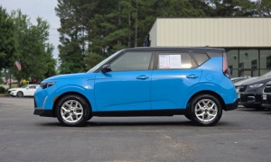 Used 2023  Kia Soul S IVT at Auto Direct near Zebulon&comma; NC