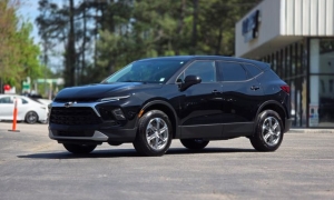 Used 2023  Chevrolet Blazer FWD 4dr LT w&sol;2LT at Auto Direct near Zebulon&comma; NC