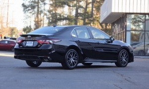 Used 2024  Toyota Camry SE Auto at Auto Direct near Zebulon&comma; NC