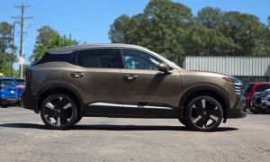 Used 2025  Nissan Kicks SR FWD at Auto Direct near Zebulon&comma; NC