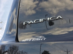 Used 2024  Chrysler Pacifica Touring L FWD at Auto Direct near Zebulon&comma; NC