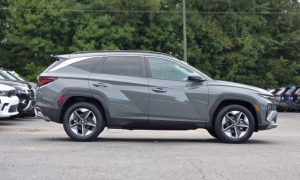 Used 2025  Hyundai Tucson SEL AWD at Auto Direct near Zebulon&comma; NC