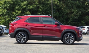 Used 2025  Chevrolet Trailblazer FWD 4dr LT at Auto Direct near Zebulon&comma; NC
