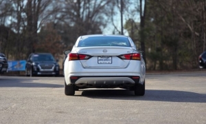 Used 2024  Nissan Altima 2&period;5 SV Sedan at Auto Direct near Zebulon&comma; NC
