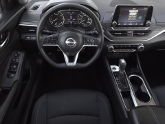 Used 2024  Nissan Altima 2.5 SV Sedan at Auto Direct near Zebulon, NC